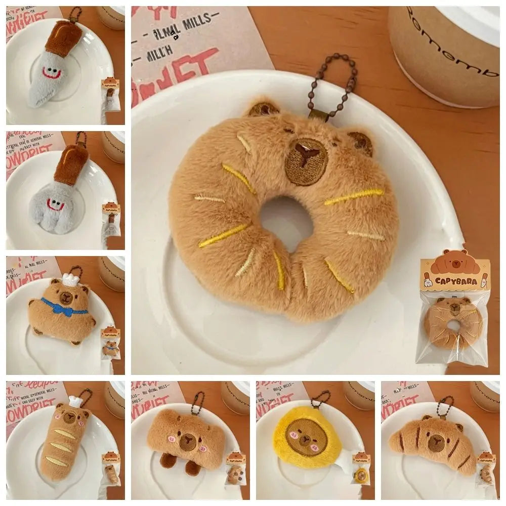 Porte-clé capybara croissant en peluche douce style boulangerie