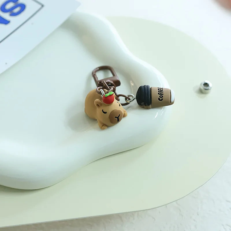 Porte-clé capybara en résine kawaii multicolore