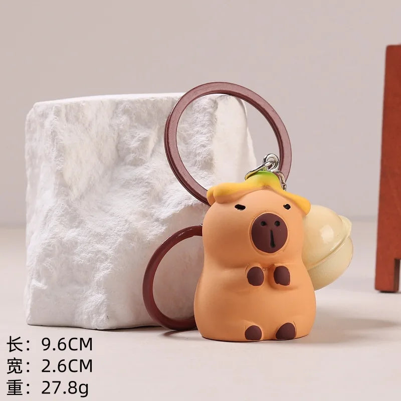 Porte-clé capybara en résine kawaii multicolore