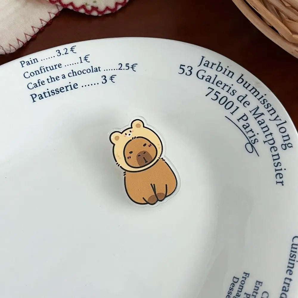 Capybara Pins Plastique - Bonnet