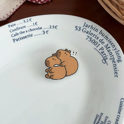 Pin's Capybara – Menace