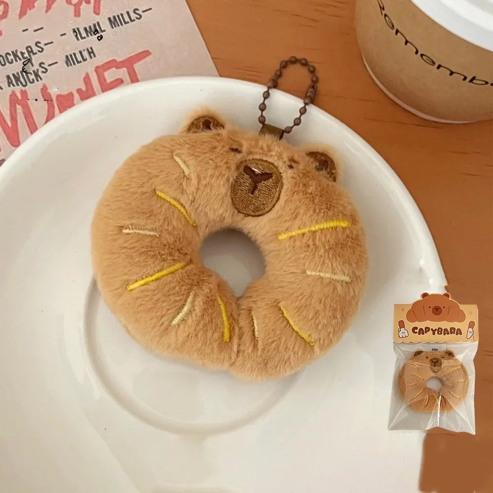 Porte-clé capybara croissant en peluche douce style boulangerie